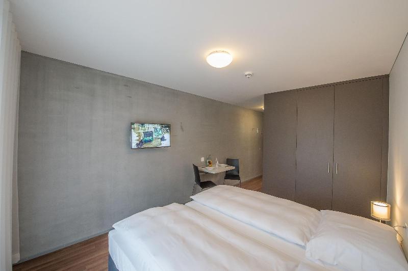 Aparthotel Baden - Oda