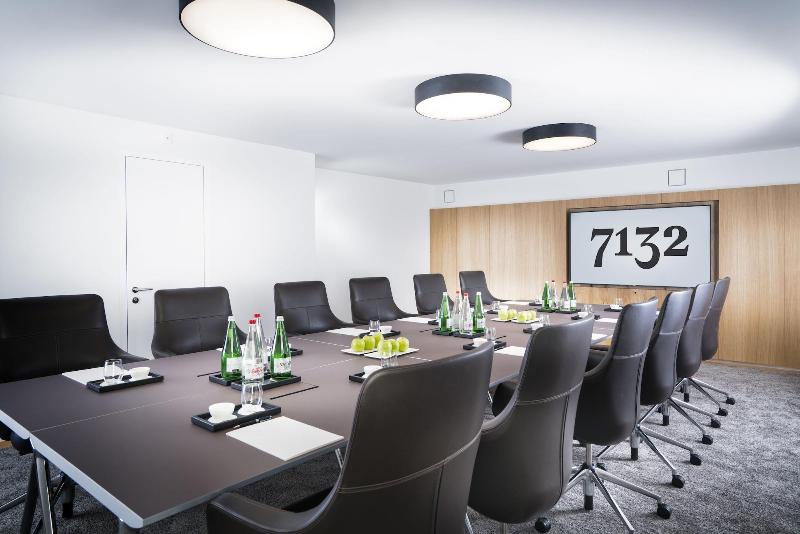 7132 Hotel 5s - Toplantı