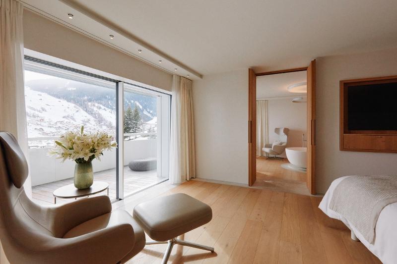 7132 Hotel 5s - Oda