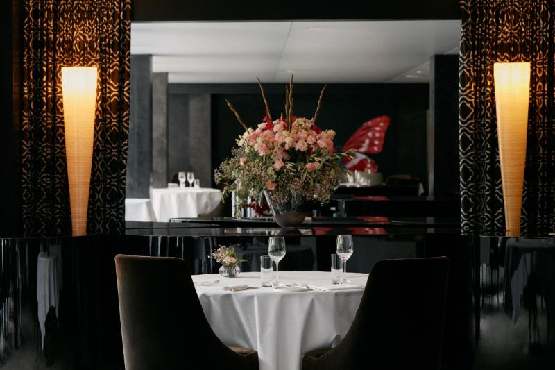 7132 Hotel 5s - Restoran