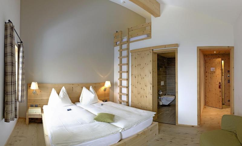 Romantik Hotel Muottas Muragl - Oda