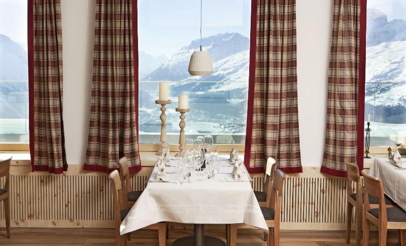 Romantik Hotel Muottas Muragl - Restoran