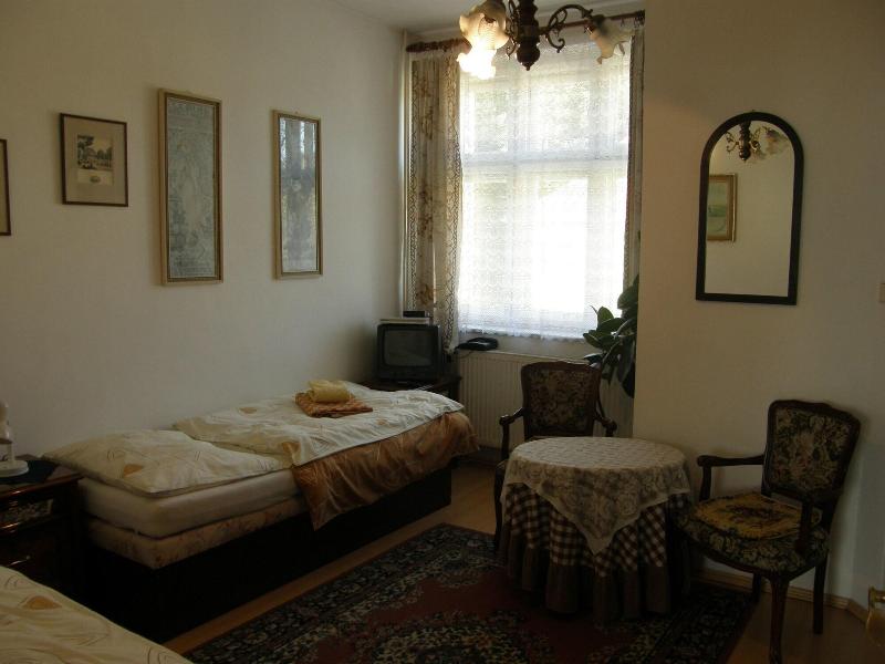 Hotel Garni - Oda