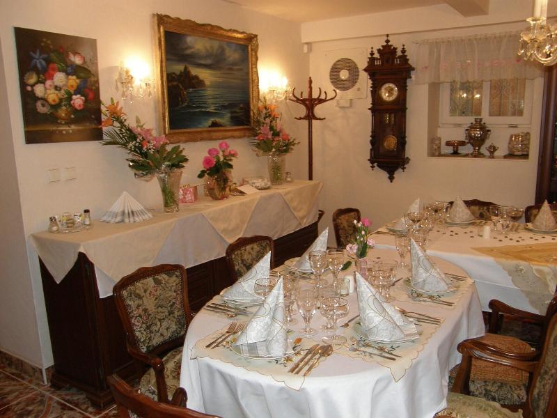 Hotel Garni - Restoran