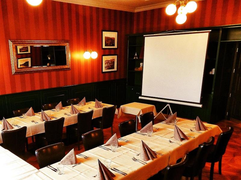 Větruše Hotel Restaurant - Toplantı