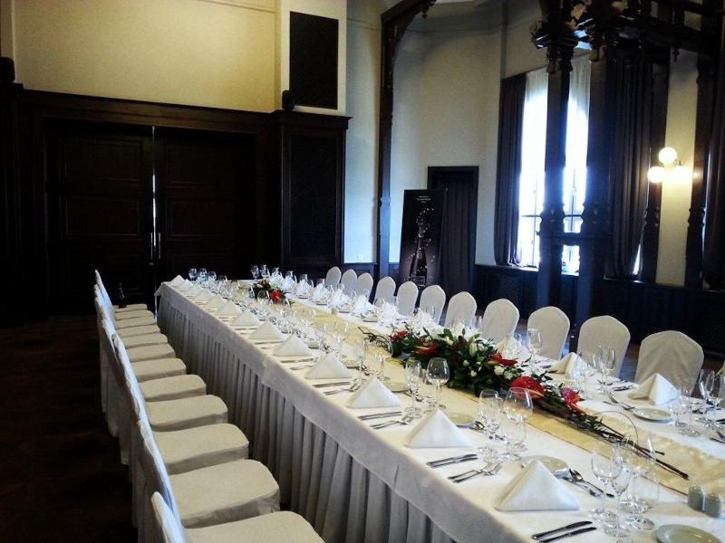 Větruše Hotel Restaurant - Toplantı
