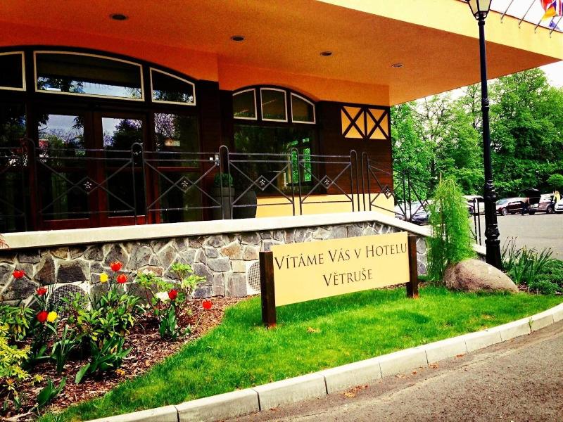 Větruše Hotel Restaurant - Genel