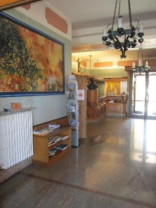 Tourist Hotel fotoÄŸrafÄ±