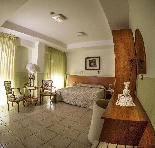 Tourist Hotel otel fotoğrafı