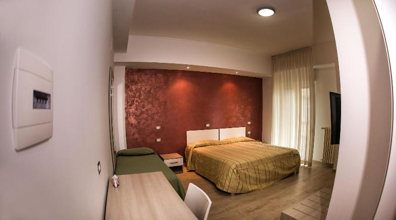 Tourist Hotel - Oda