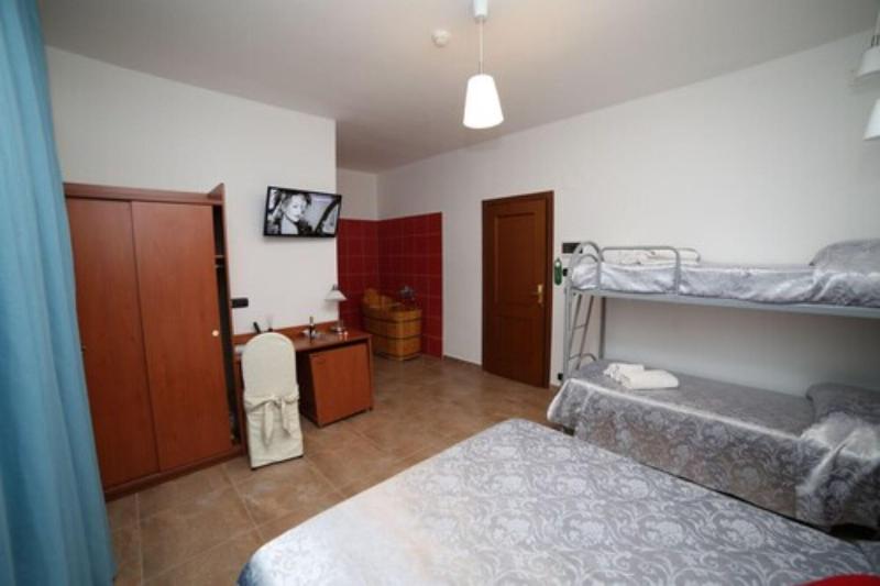 Hotel Accord Le Rose - Oda