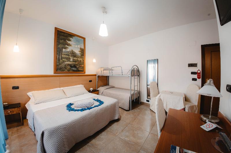 Hotel Accord Le Rose - Oda