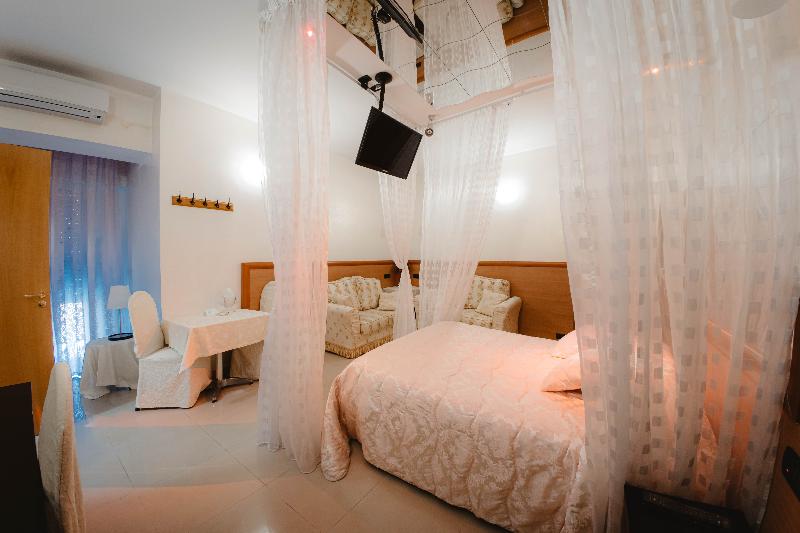 Hotel Accord Le Rose - Oda