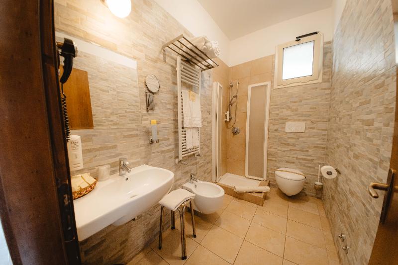 Hotel Accord Le Rose - Oda