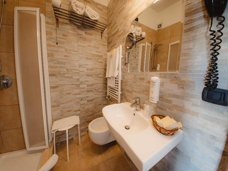Hotel Accord Le Rose - Oda