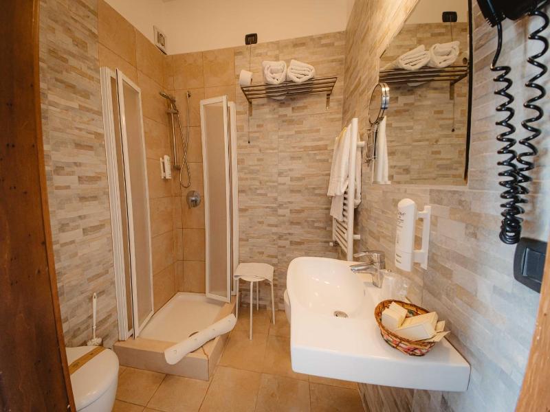 Hotel Accord Le Rose - Oda