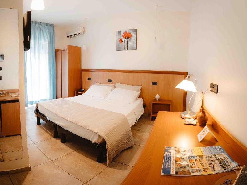 Hotel Accord Le Rose - Oda