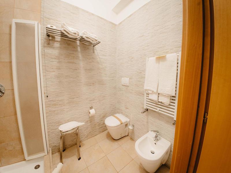 Hotel Accord Le Rose - Oda