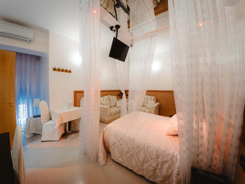 Hotel Accord Le Rose - Oda