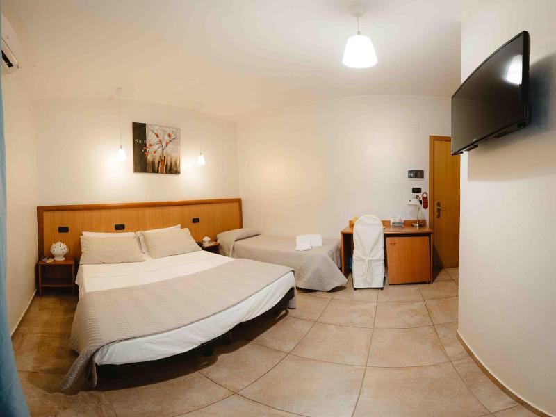 Hotel Accord Le Rose - Oda