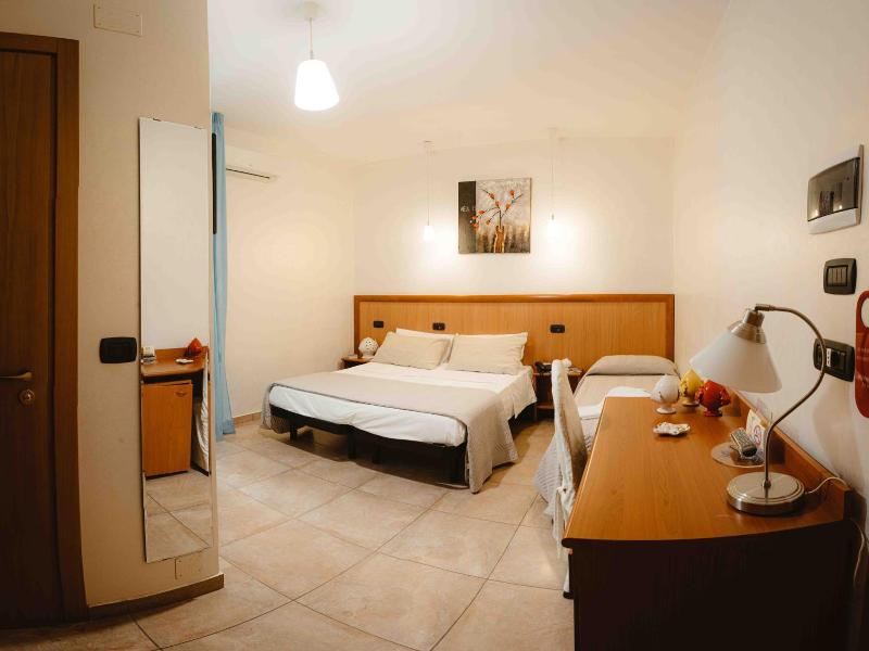 Hotel Accord Le Rose - Oda