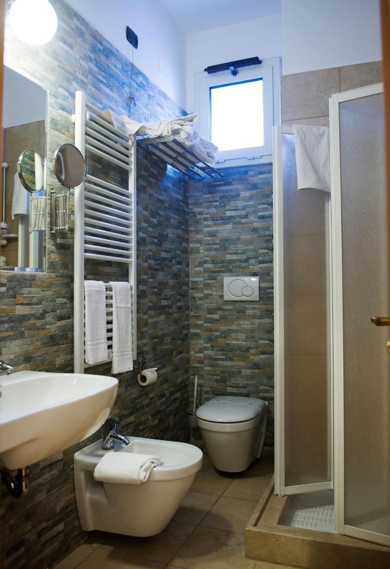 Hotel Accord Le Rose - Oda