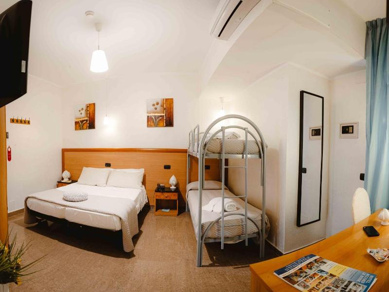 Hotel Accord Le Rose - Oda