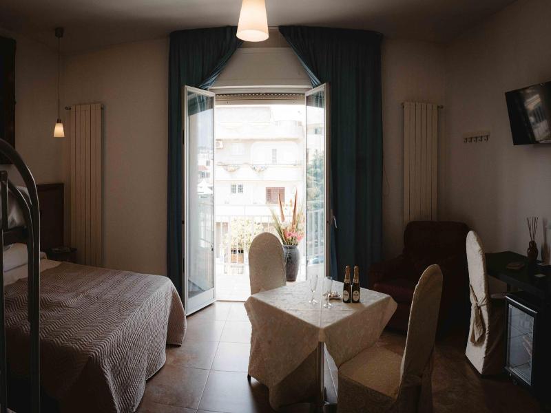 Hotel Accord Le Rose - Oda