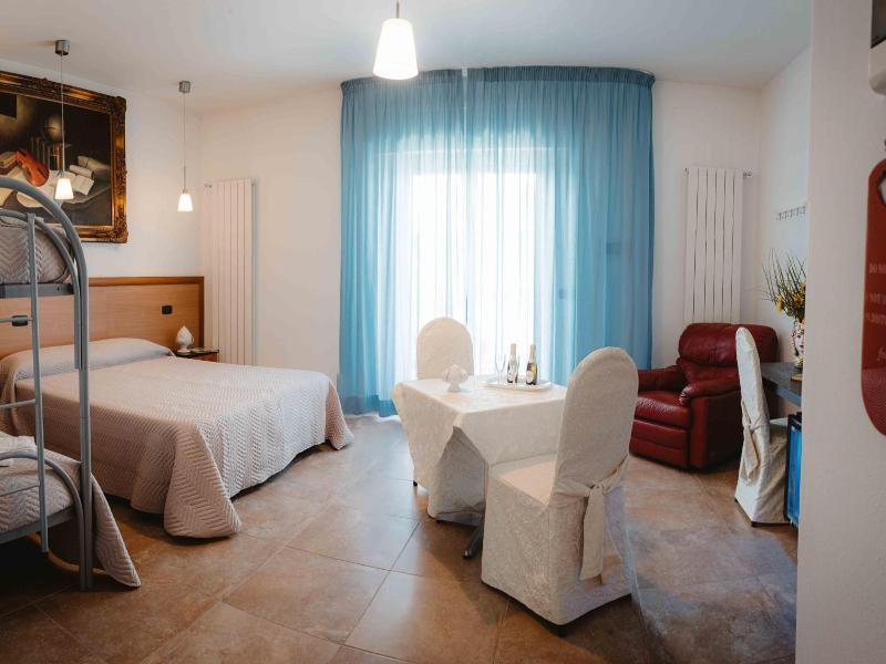 Hotel Accord Le Rose - Oda