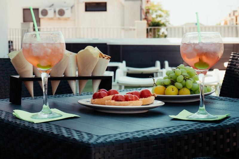 Hotel Accord Le Rose - Restoran