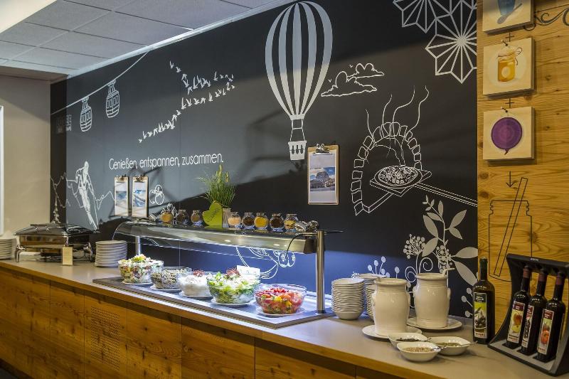 COOEE alpin Hotel Kitzbüheler Alpen - Restoran