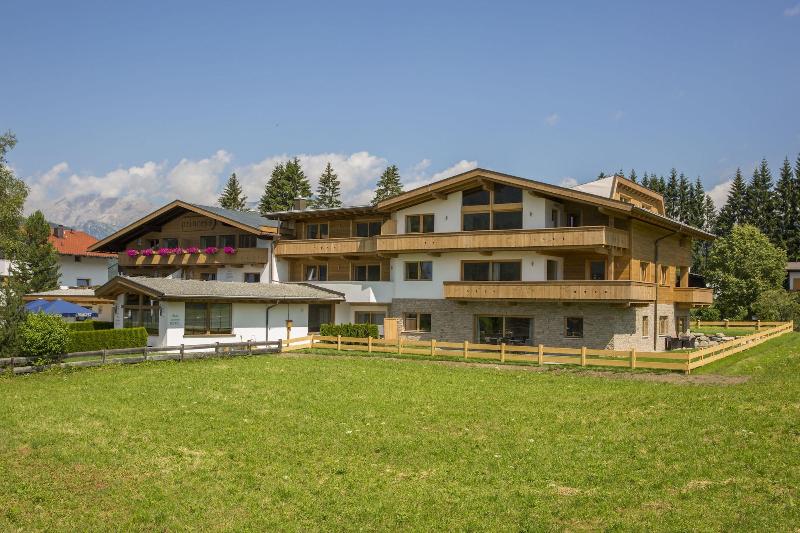 Princess Bergfrieden - Genel