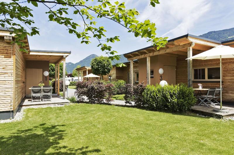 natürlich Hell. Aparthotel & Camping - Genel