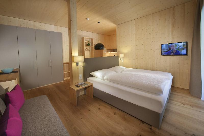 natürlich Hell. Aparthotel & Camping - Oda