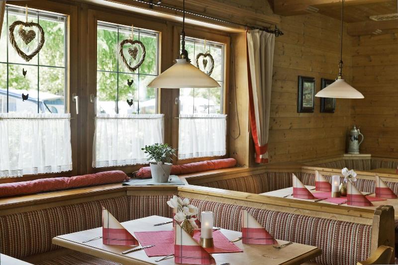 natürlich Hell. Aparthotel & Camping - Restoran