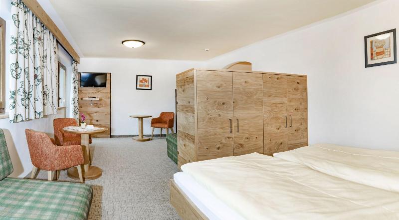 Hotel Tirolerhof - Oda