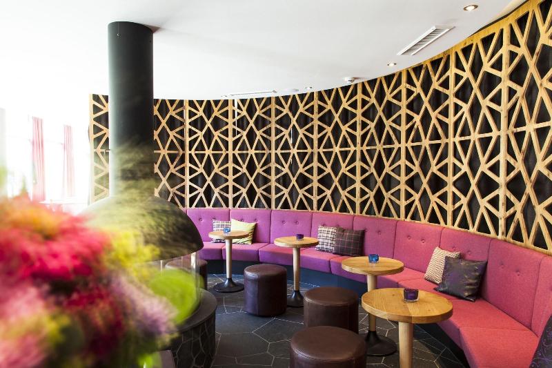 Anthony's Life & Style Hotel - Lobi