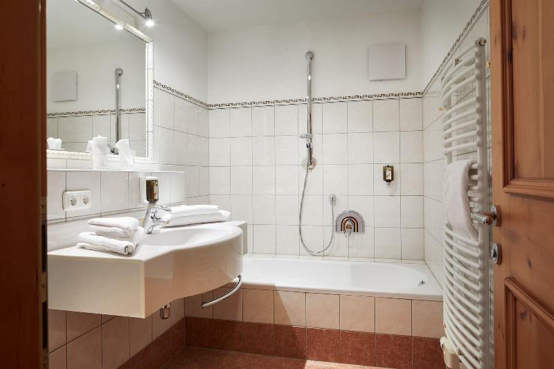 Hotel Tirolerhof - Oda