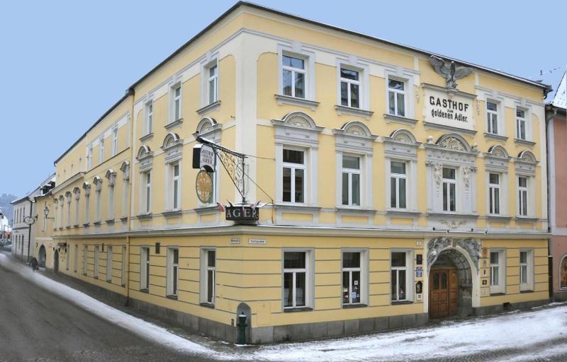 Hotel Zum Goldenen Hirschen - Genel