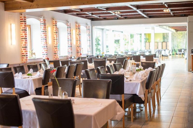 Hotel Zum Goldenen Hirschen - Restoran