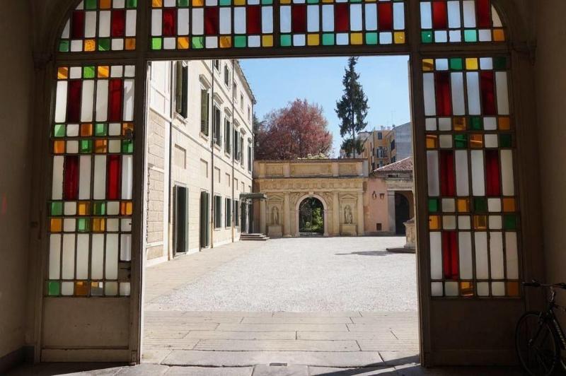 Palazzo Mantua Benavides Suites And Apartments - Genel