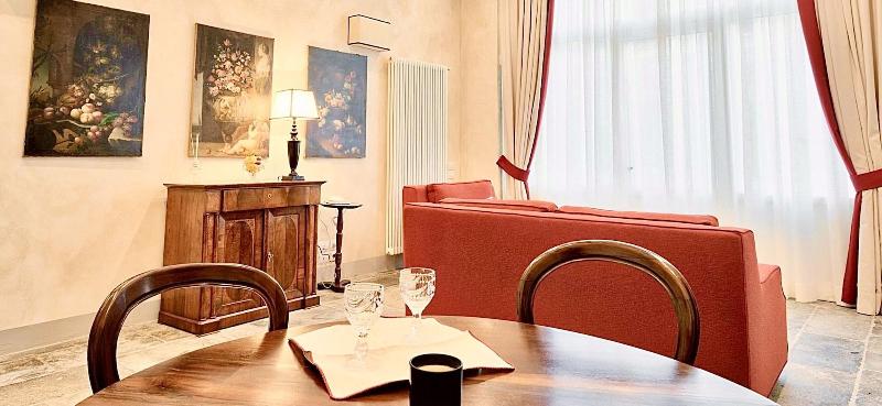 Palazzo Mantua Benavides Suites And Apartments - Oda