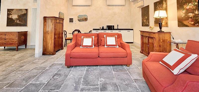 Palazzo Mantua Benavides Suites And Apartments - Oda