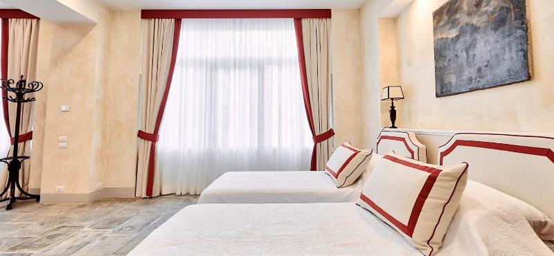Palazzo Mantua Benavides Suites And Apartments - Oda