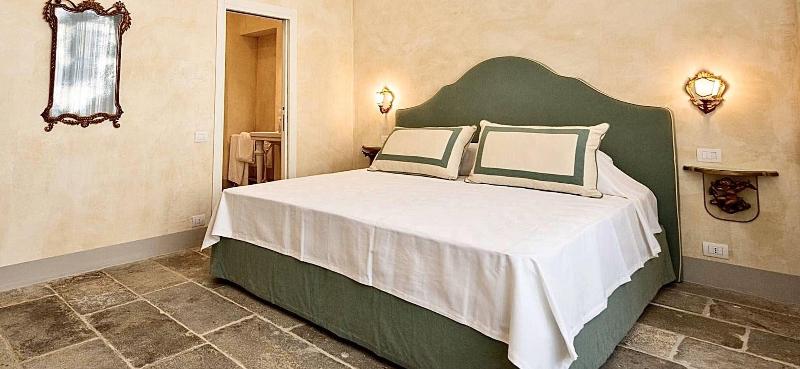 Palazzo Mantua Benavides Suites And Apartments - Oda