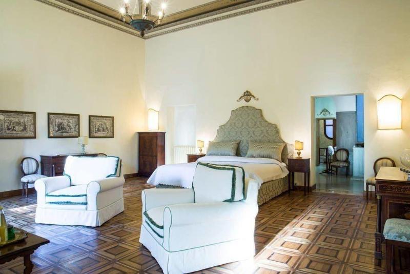 Palazzo Mantua Benavides Suites And Apartments - Oda