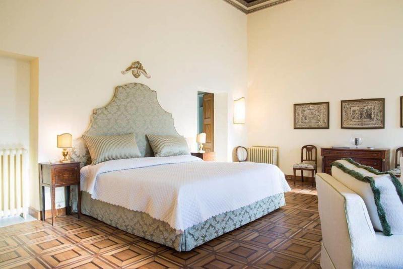 Palazzo Mantua Benavides Suites And Apartments - Oda