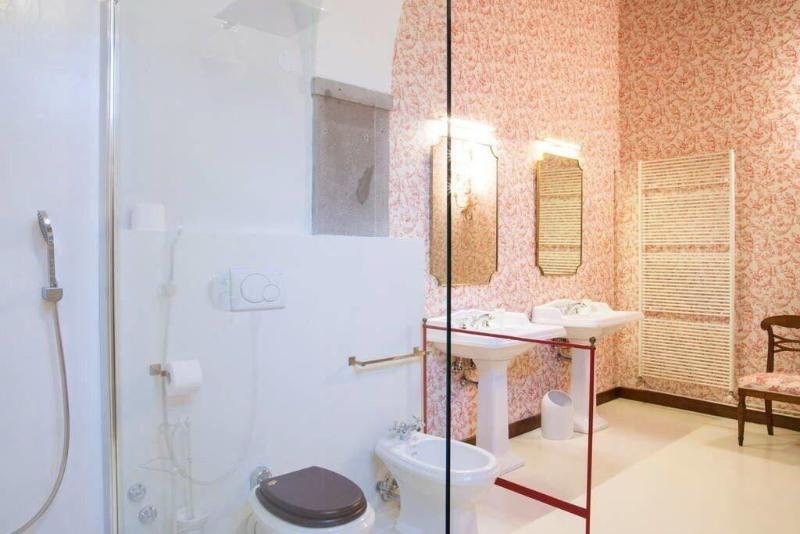Palazzo Mantua Benavides Suites And Apartments - Oda