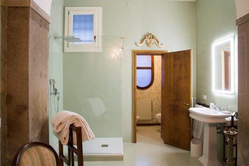Palazzo Mantua Benavides Suites And Apartments - Oda