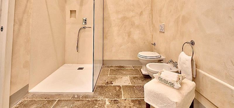 Palazzo Mantua Benavides Suites And Apartments - Oda